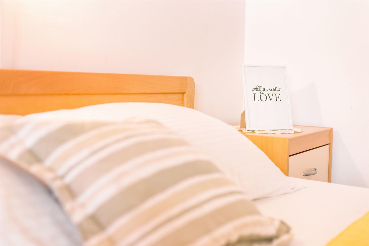 Apartments Zanze Vodice Ngoại thất bức ảnh